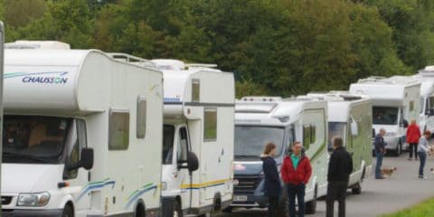 Weltrekordversuch: Der längste Wohnmobil-Konvoi der Welt in Walldürn