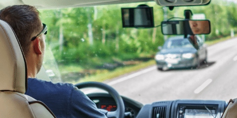 Fahren mit Wohnwagen oder Wohnmobil – welchen Führerschein benötige ich?