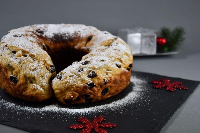 Christstollen aus dem Camping-Backofen