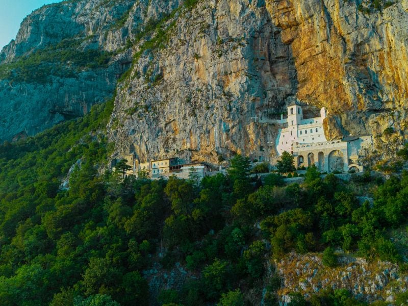 Sehenswürdigkeiten in Montenegro: das Kloster Ostrog