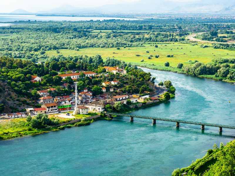 Urlaub in Albanien: der Skutarisee und Shkodra