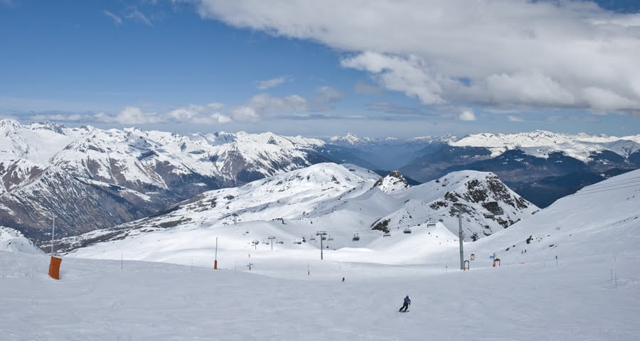 Blick auf die Pisten von Les Trois Vallées
