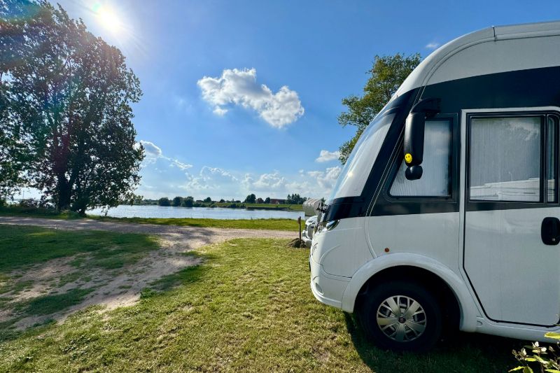 Wohnmobil-Stellplätze Stover Strand