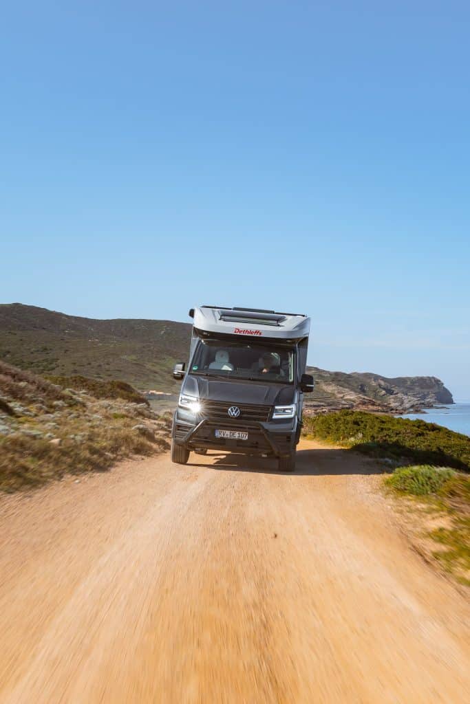 DET_Globebus_Performance_4x4