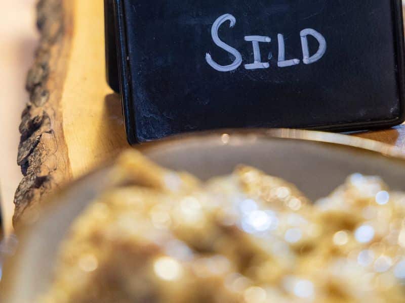 Hering auf einem Teller